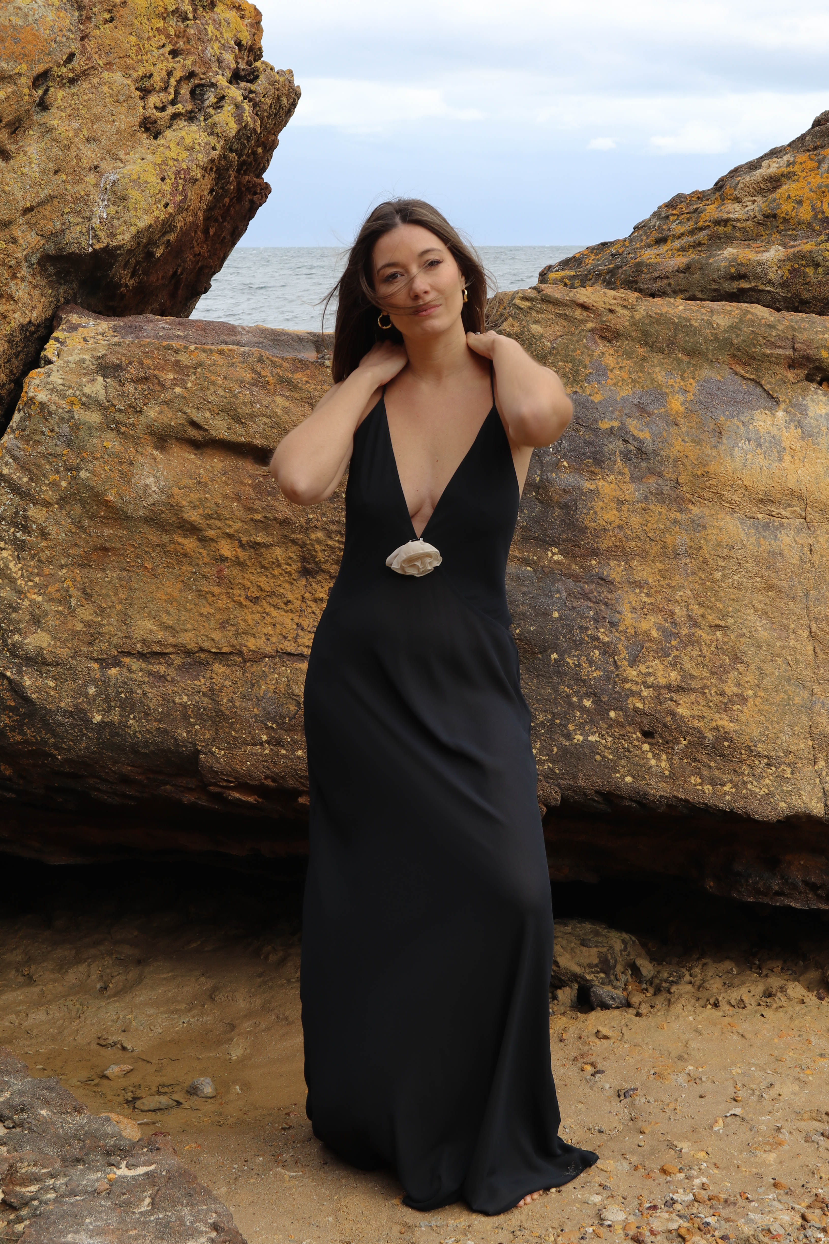 Helsa Sheer Deep V Long Slip Dress – Robe Collective